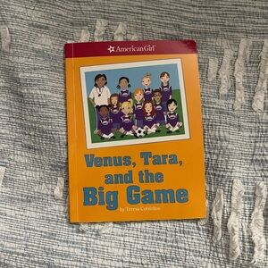 American Girl Orange and Blue Book - Venus, Tara, and the Big Game